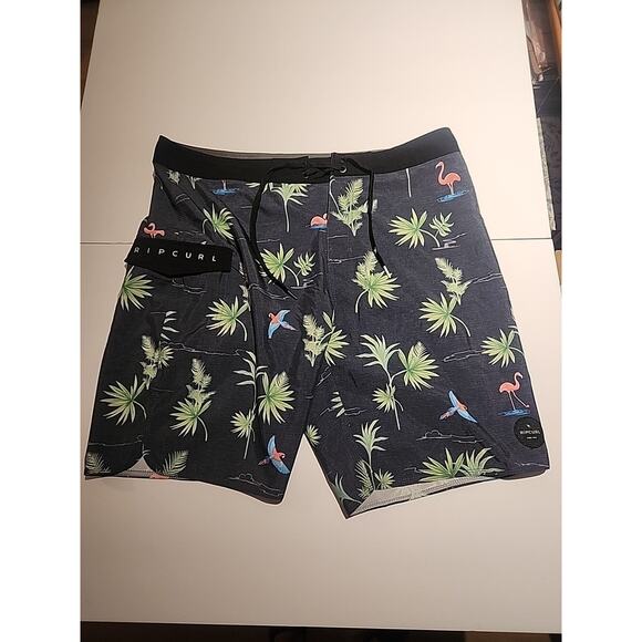 Rip Curl‎ Surf Board Shorts Mens Size 36 Hawiian Theme - Picture 1 of 3